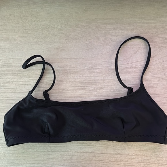 aritiza // tna sonoma scoopneck top - Picture 9 of 10